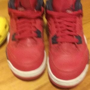 Jordan 4s